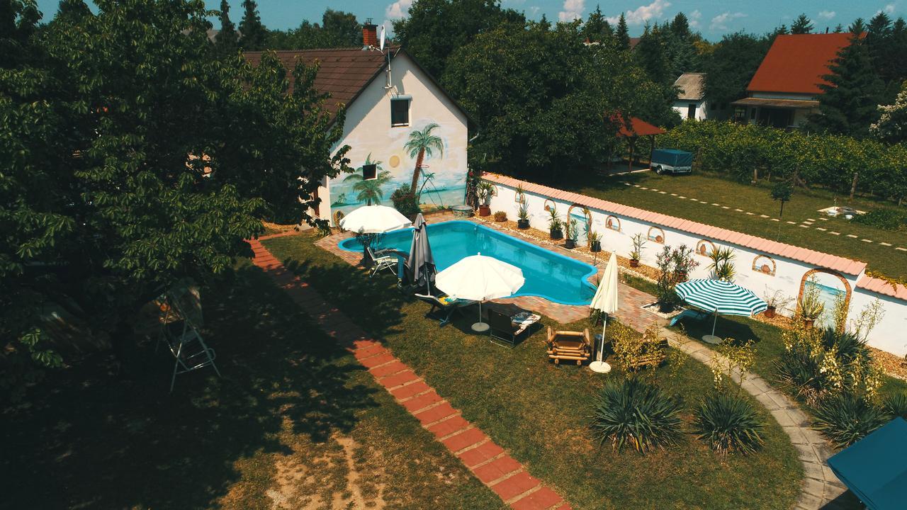 Pension Elisabeth Балатонлелле Екстер'єр фото